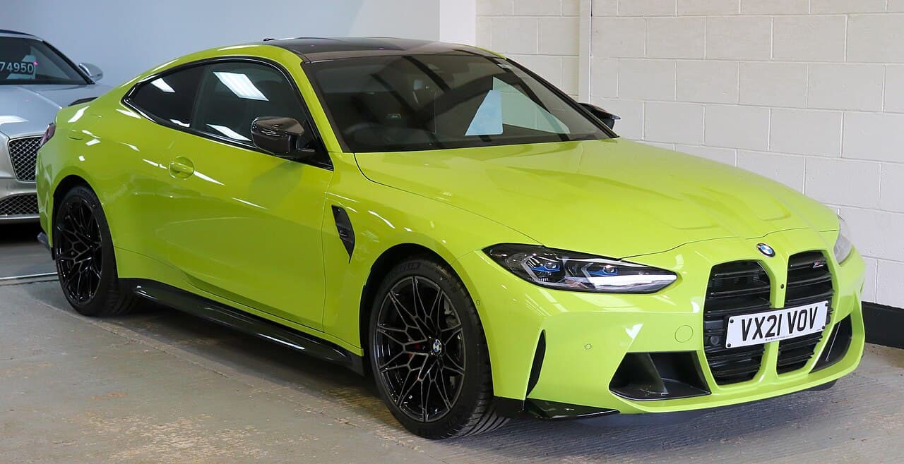 BMW M4 Competition, front view