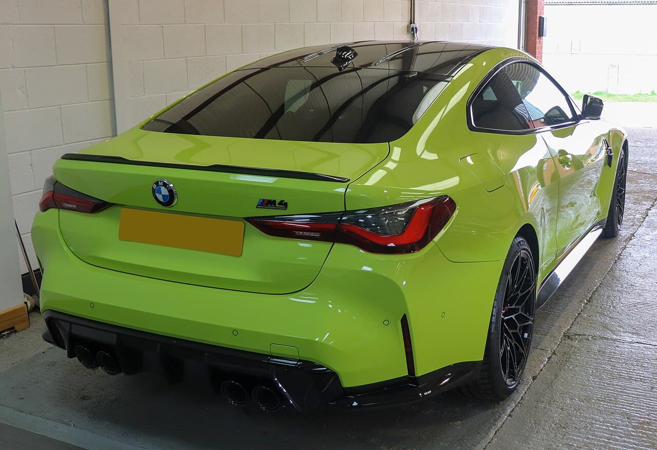 BMW M4 Competition, rear view