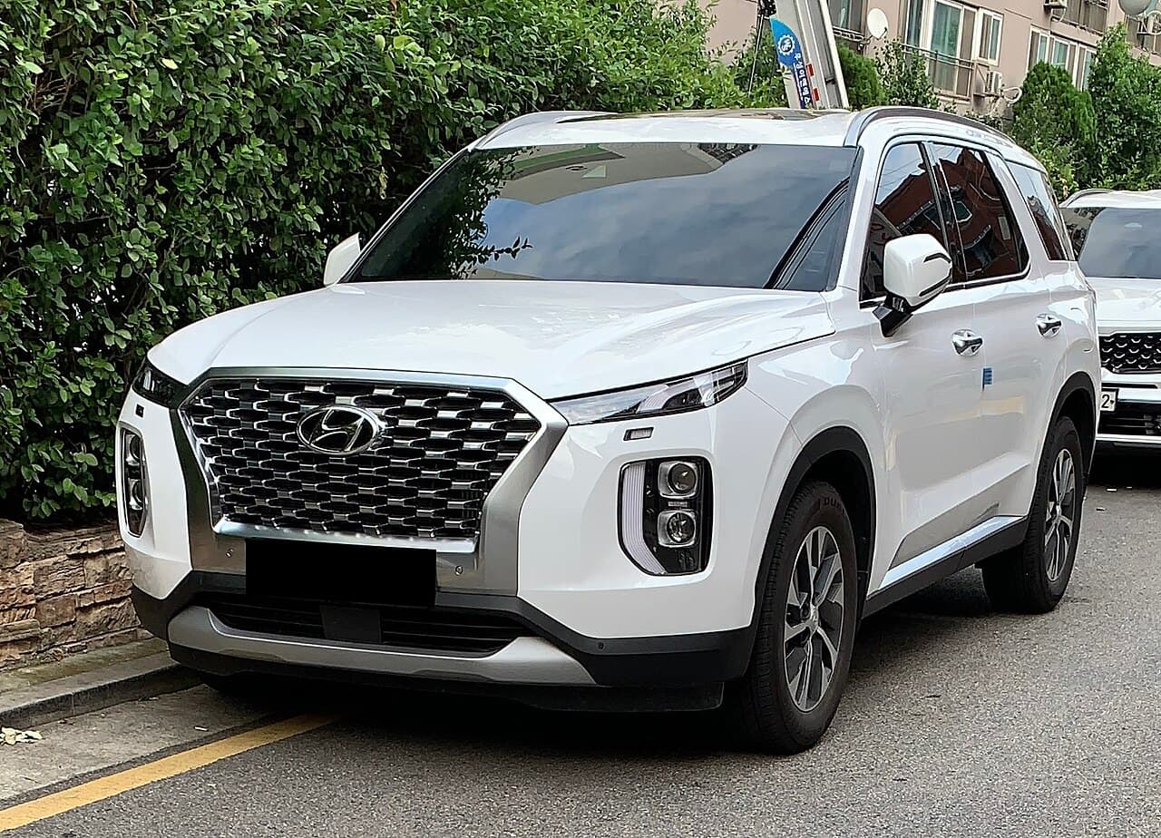 Hyundai Palisade Calligraphy, front view