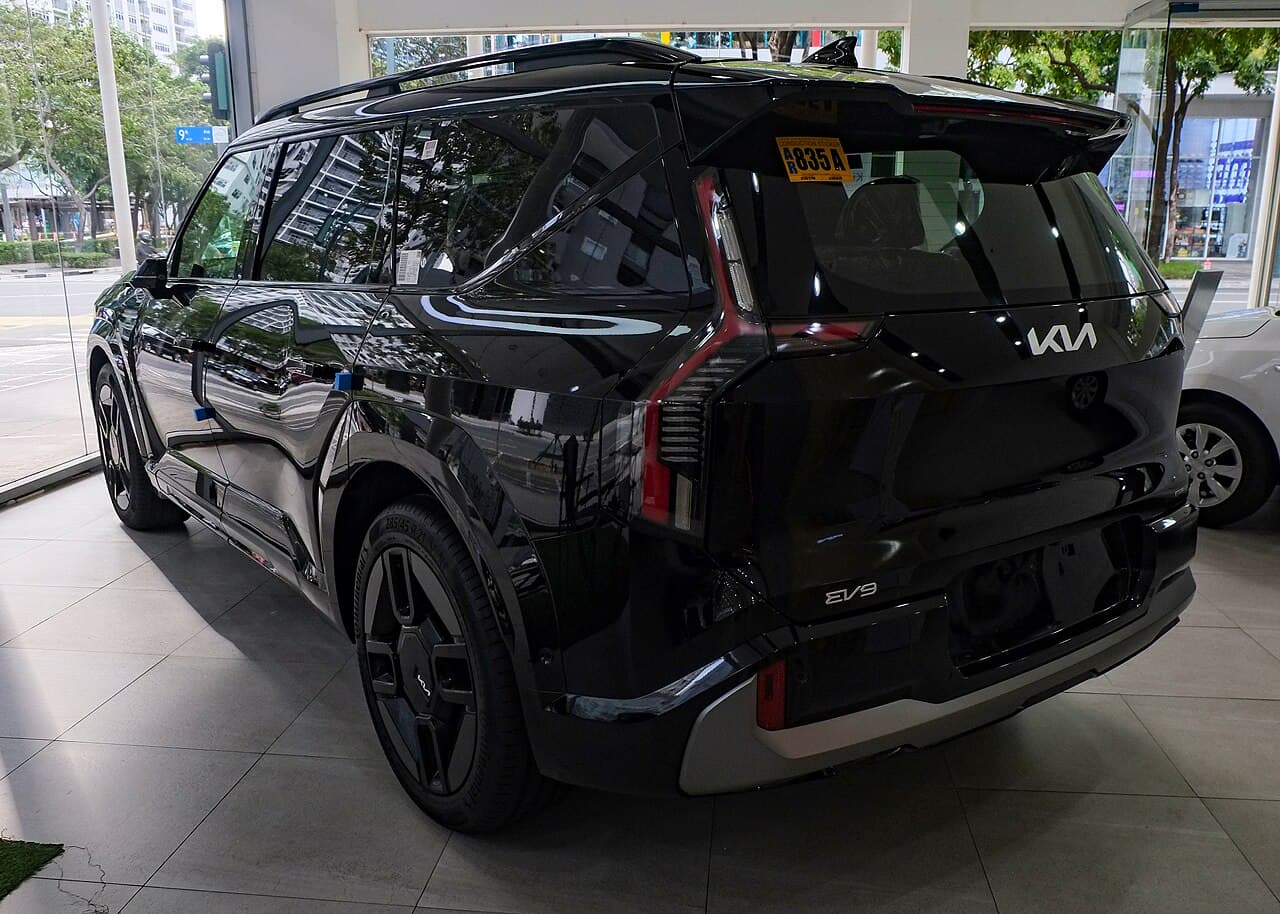 Kia EV9 GT-Line, rear view