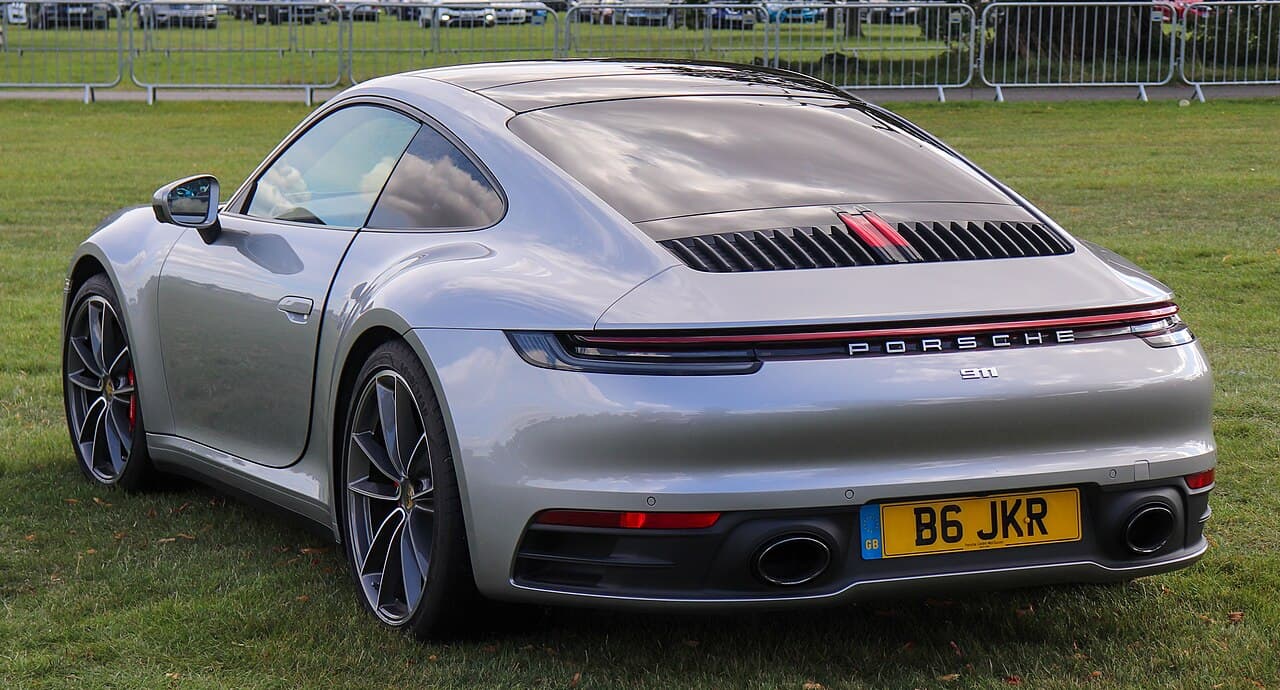 Porsche 911 Carrera, rear view