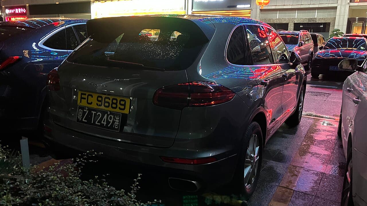 Porsche Cayenne, rear view